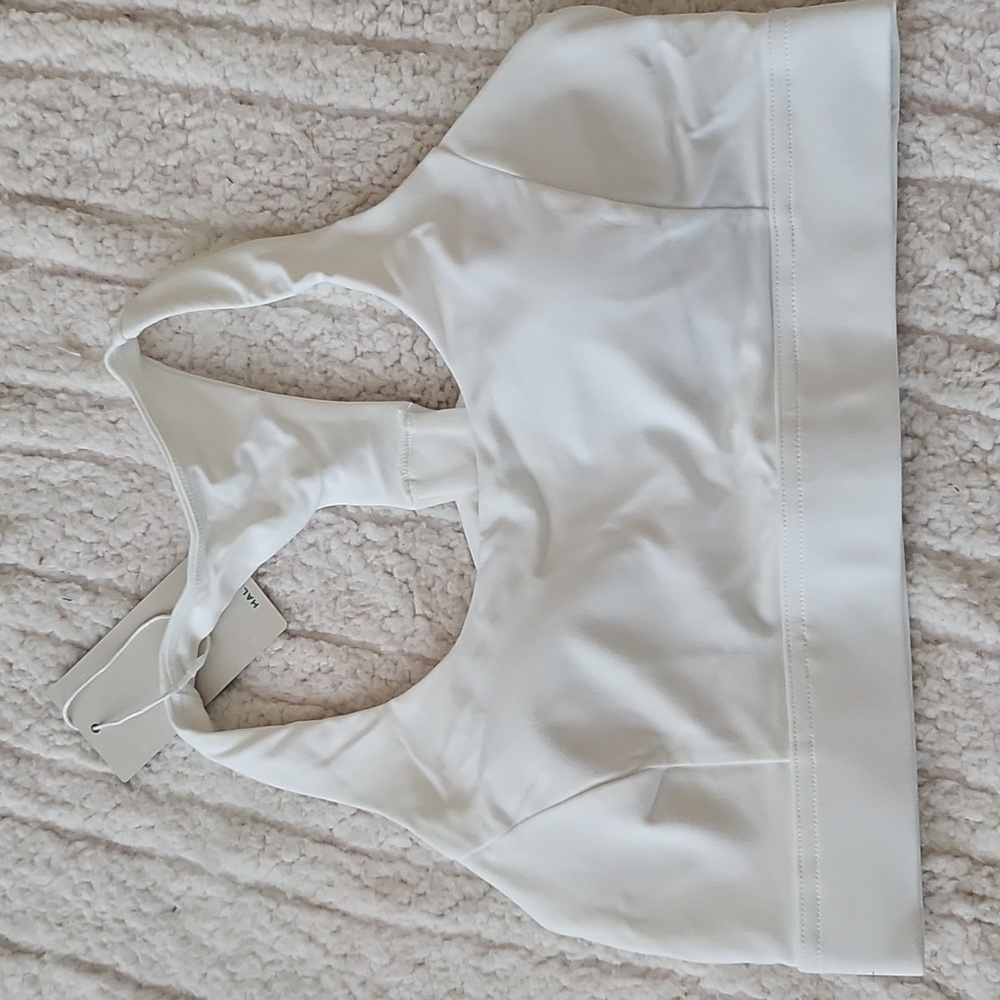 NWT Halara Criss cross yoga sports bra